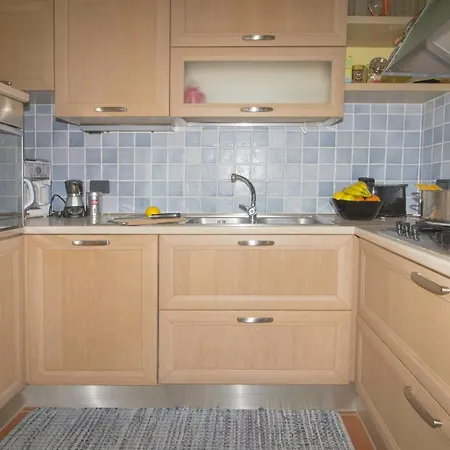 Sleeps 7 Donego